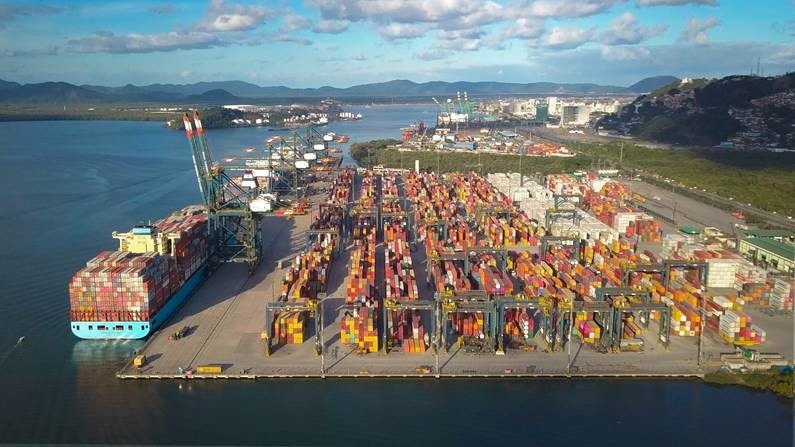 Contêiner eleva movimento de cargas e Porto de Santos supera recordes | Jornal da Orla