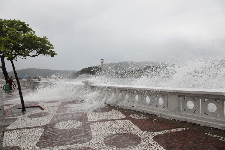Alerta para ressaca em Santos a partir desta quinta-feira