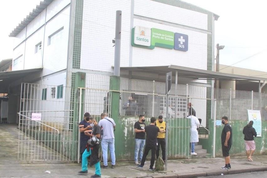Vacinação de caminhoneiros em Santos termina nesta quarta-feira