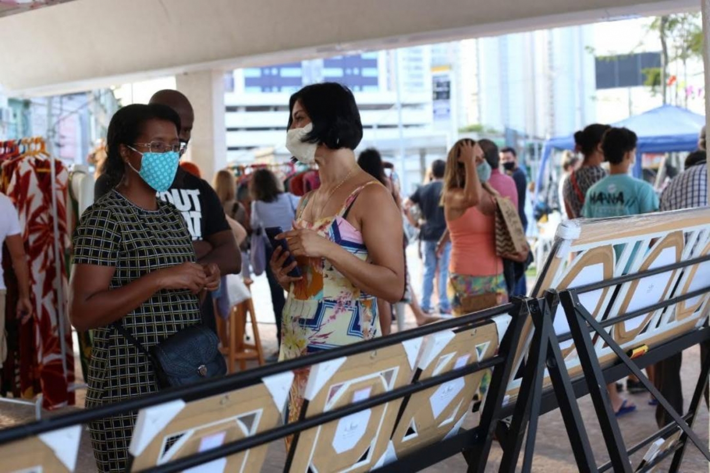 Feiras no Centro e Ponta da Praia trazem a economia criativa para o Festival Santos Café | Jornal da Orla
