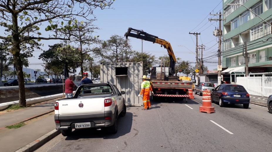 Começa obra no pontilhão da orla com canal 1 em Santos
