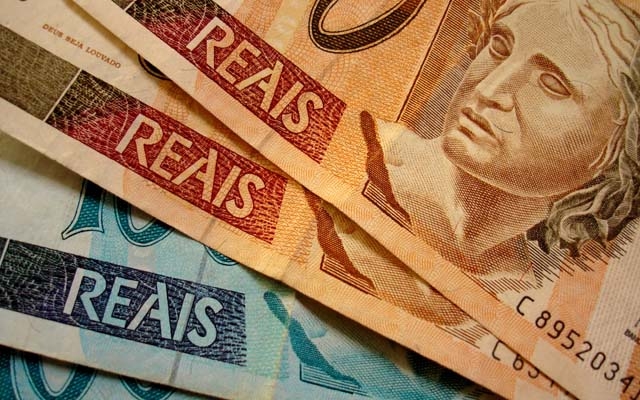Orçamento de 2022 prevê salário mínimo de R$ 1.169 | Jornal da Orla