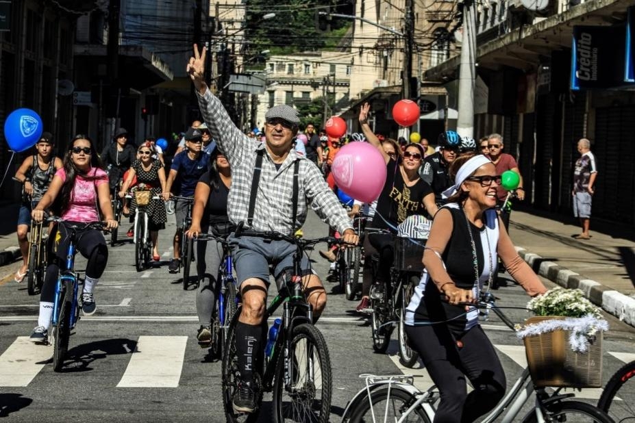 Passeio ciclístico da Primavera Criativa altera trânsito no sábado em Santos