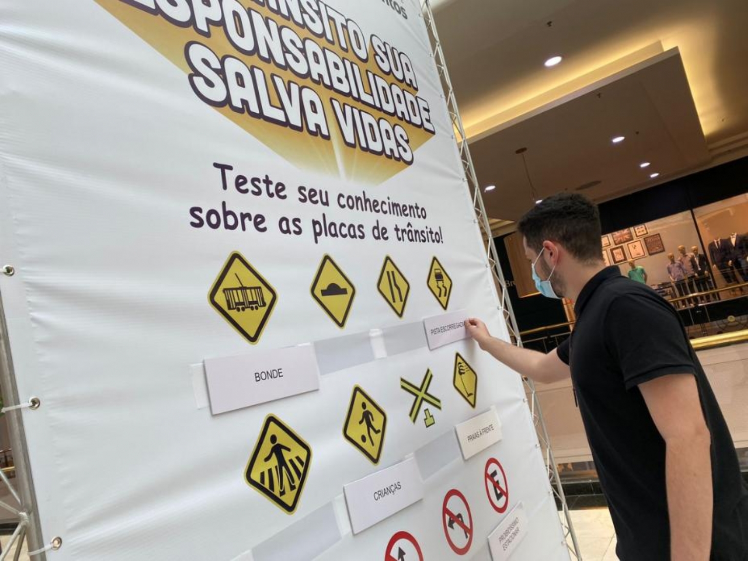 Exposição interativa sobre segurança no trânsito prossegue até domingo em Santos | Jornal da Orla