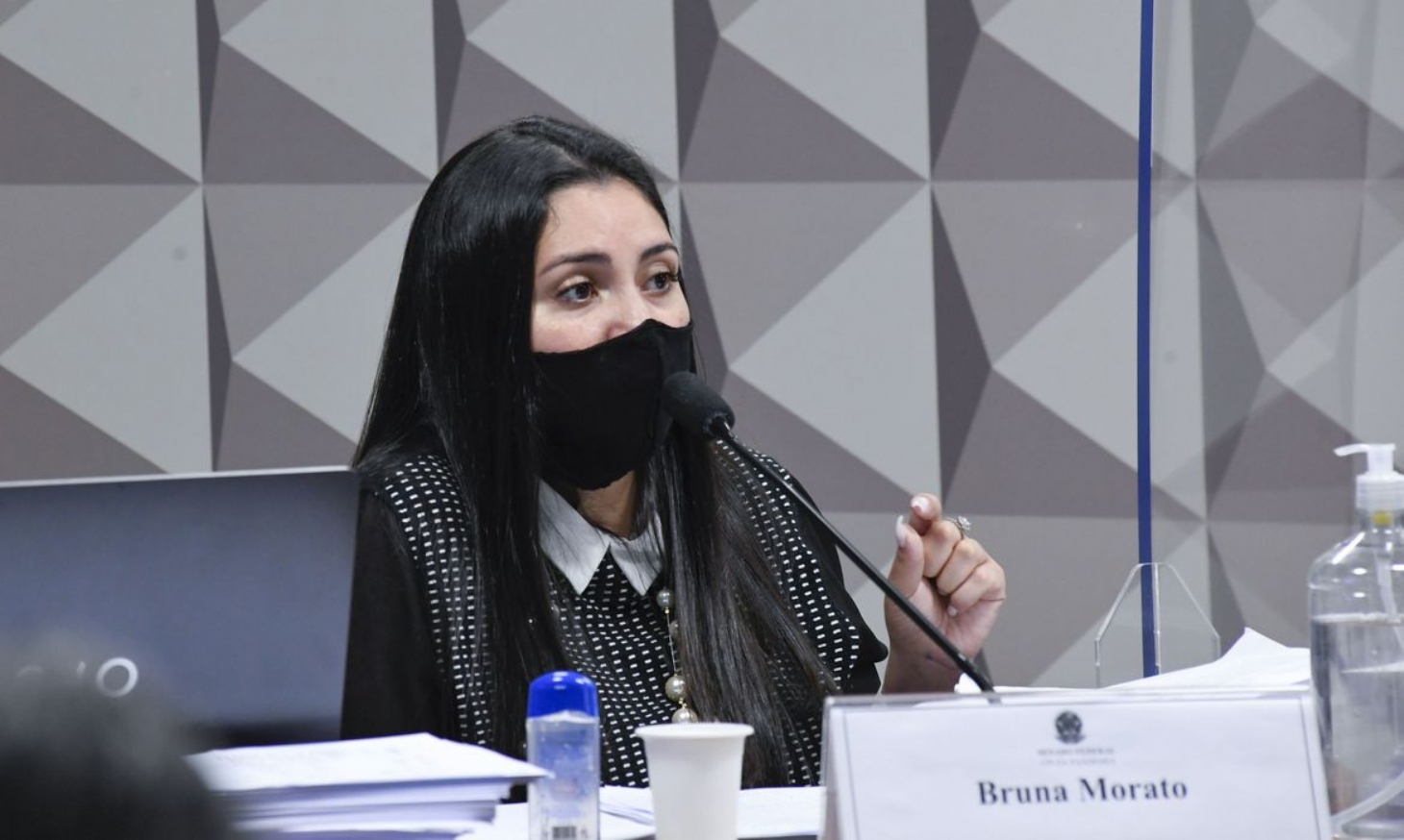 Na CPI, advogada liga Prevent e chr39gabinete paralelochr39 ao Ministério da Economia